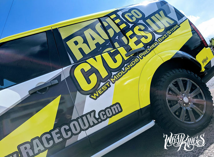 wrapkings_cradley_Westmidlands_racecocycles_stourbridge_3M_ij180_avw_westmidlands_halesowenlandrover_difender_3_4x4_wrap_promotional